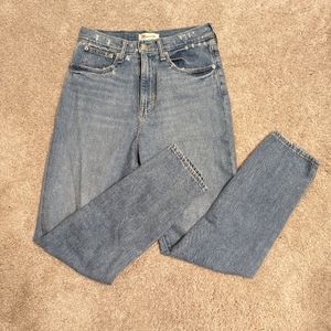 Madewell | The Mom Jean